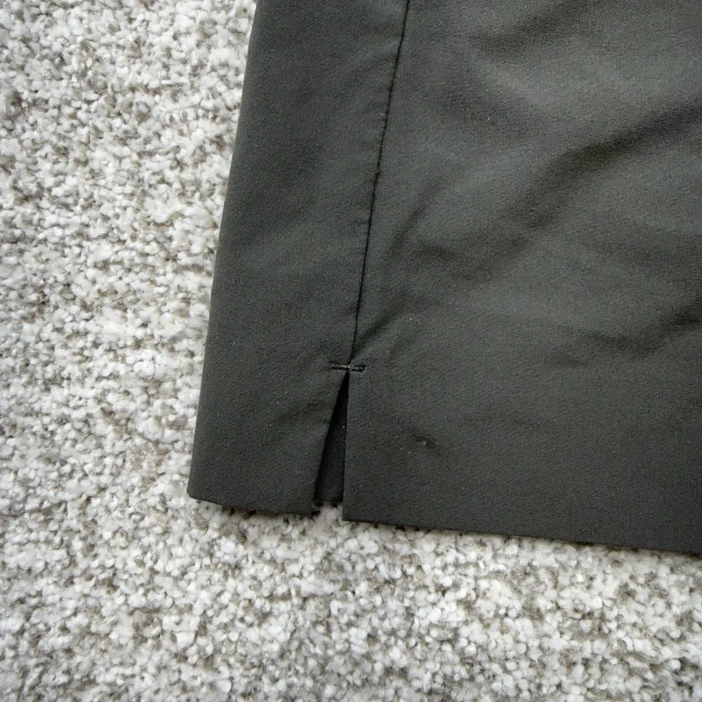 Women's Athleta Dark Green Stretch Athletic Zip Pockets‎ Soho Skort Size 6